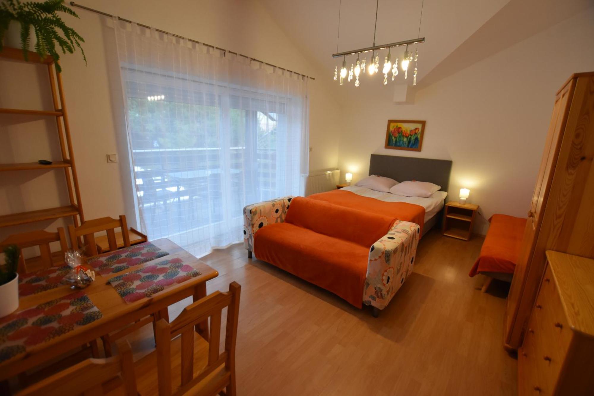 Apartamenty Czyrna Przy Gondoli Szczyrk Bilik gambar